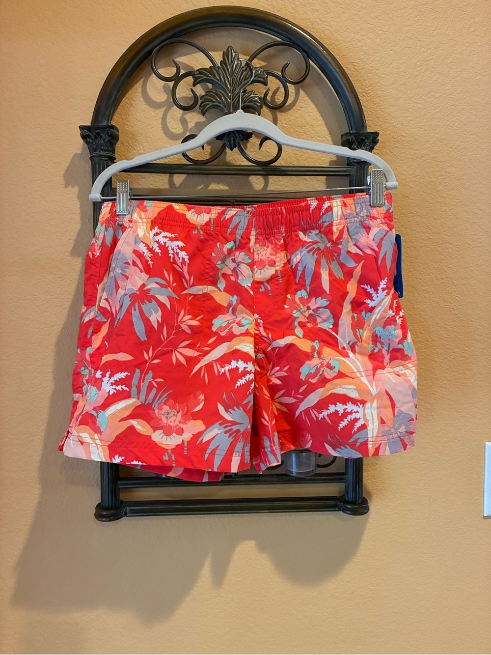 NWT Columbia Walnut River Shorts